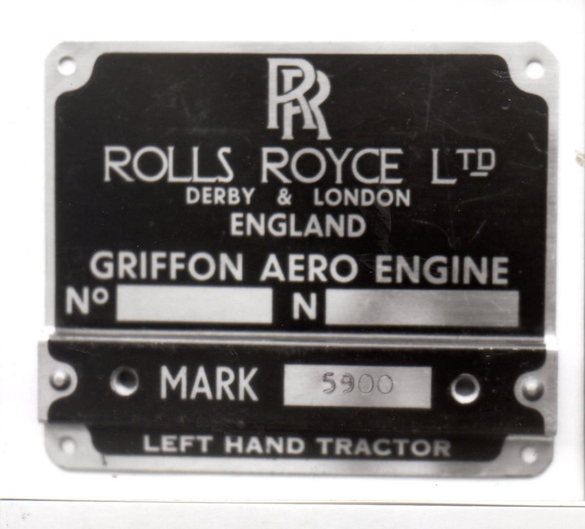 rollsroycegriffon.jpg